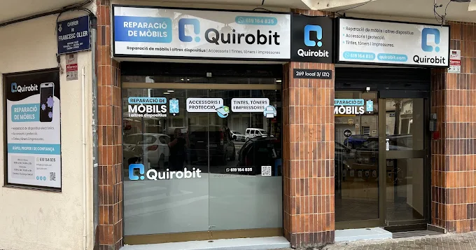 Interior de la tienda Quirobit en Terrassa